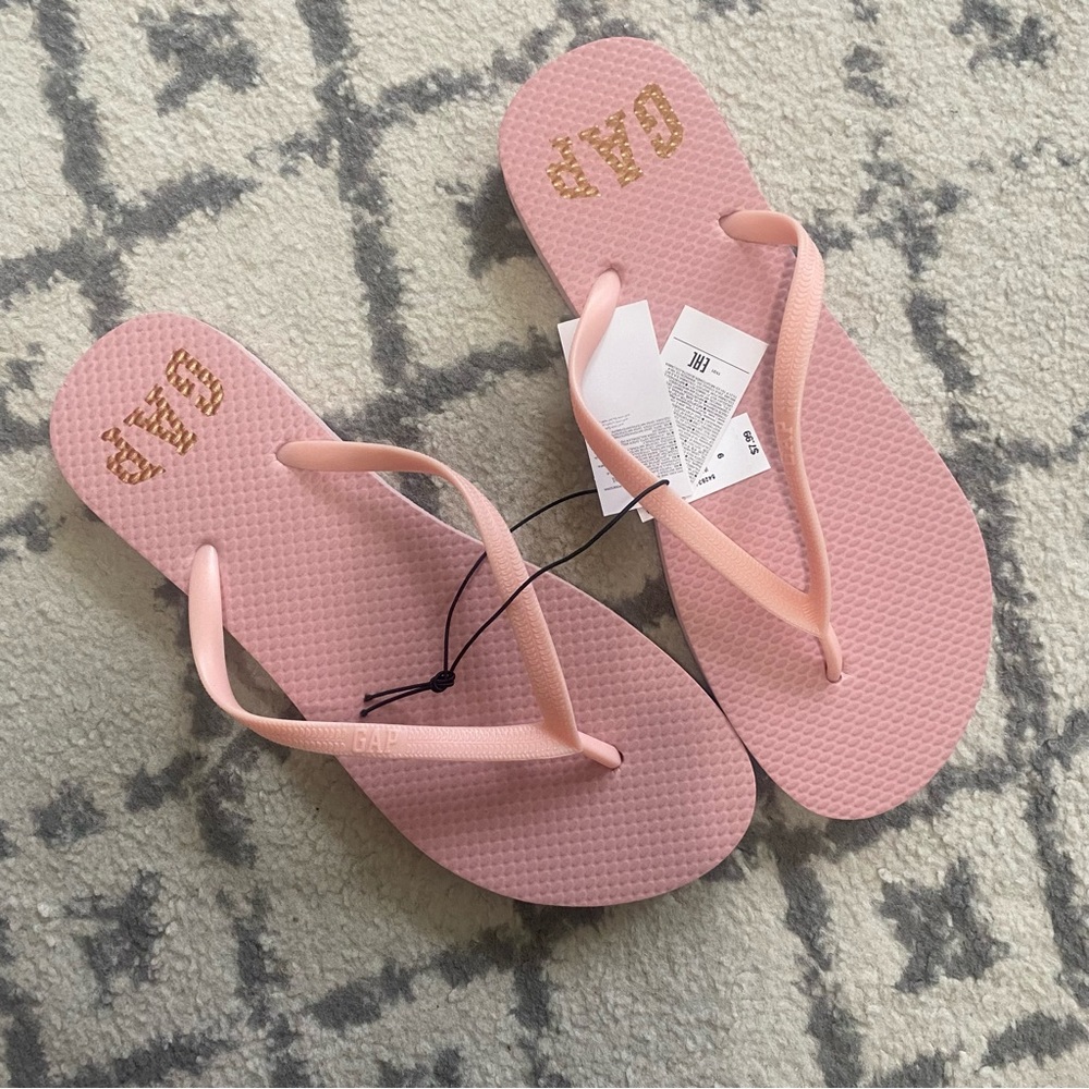 GAP Pink Flip Flops